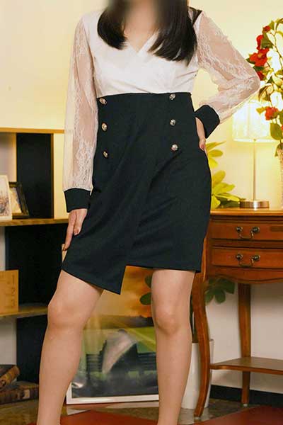 華椿 制服紹介