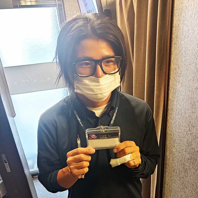 スタッフ紹介06_2